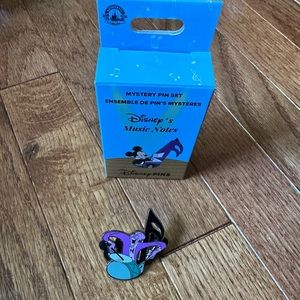 Disney Music Notes Pin Mystery Set (only one pin) Dave